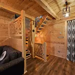 Holiday home Lesne Zacisze & Na Wylacznosc Lubien