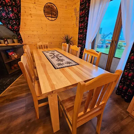 Lesne Zacisze & Na Wylacznosc Tatil Evi Lubień